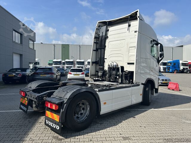 Standard tractor Volvo FH 460 Globetrotter / 771 dkm / Tacho V2 / 2 Ta...