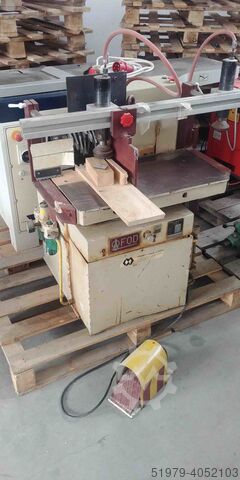 Zapfenmaschine fur Schubladenkammen FOD Bydgoszcz DFPA-40