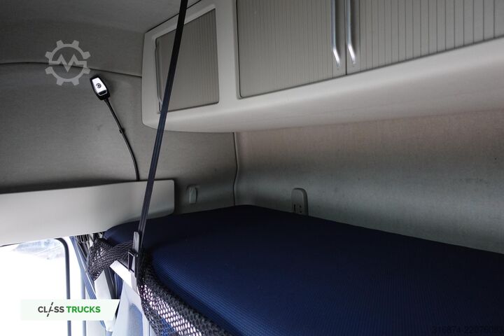 Standard tractor unit VOLVO FH 460 Globetrotter XL i-Save