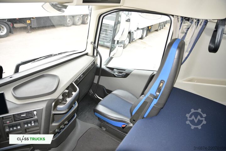 Standard tractor unit VOLVO FH 500 Globetrotter XL I-ParkCool ACC