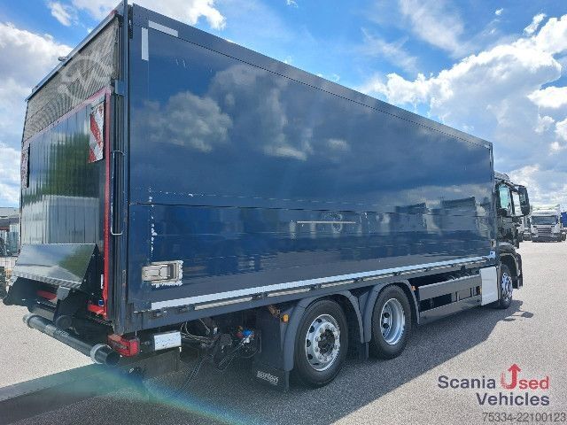 LKW mit Getränkeaufbau MAN TGS 26.470 mit ORTEN Getränkeaufbau