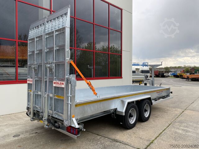 Low loader trailer Möslein TT 11-E6x2 hydr. Rampen  Tieflader für Fräsen breiten hydraulischen Rampen, Neu