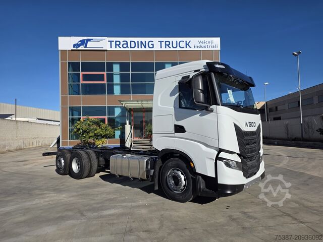 LKW-Fahrgestell Iveco XWAY 260T50