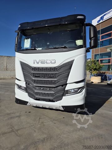 LKW-Fahrgestell Iveco XWAY 260T50