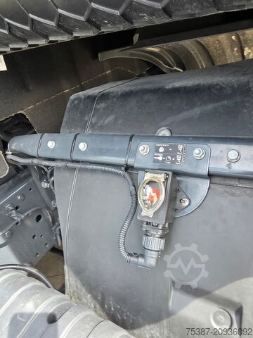 Abrollkipper Iveco XWAY 260T50