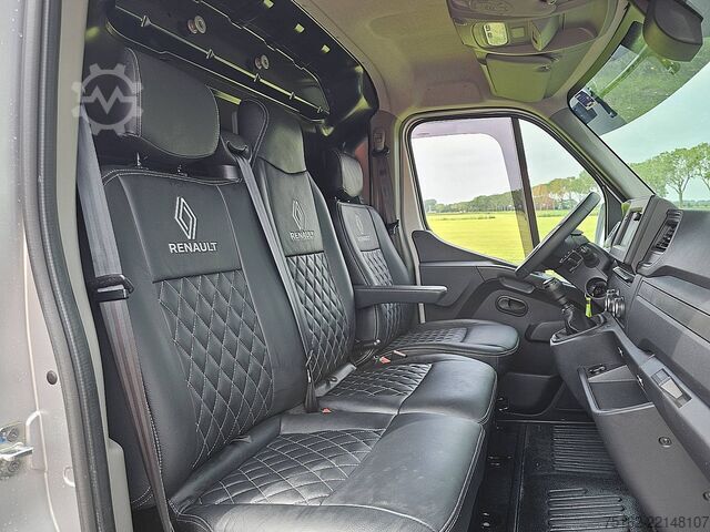 High-roof van RENAULT MASTER T35 ac Work Edtion EURO6