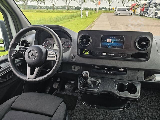 High-roof van MERCEDES-BENZ SPRINTER 311 L2H2 Wp-Inrichting !