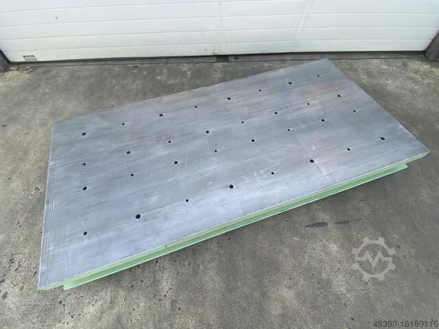 Clamping plate, clamping table, machined steel machine table, heavy straightening plate or welding p EIGENBAU 2150 x 1040