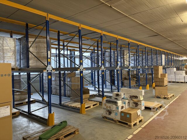 Palettes drive-in shelf Jungheinrich EFB