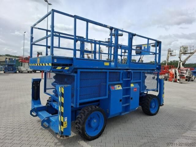 Scissor lift Genie GS-4390 RT