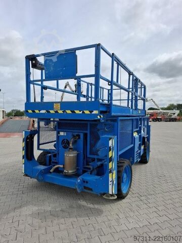 Scissor lift Genie GS-4390 RT