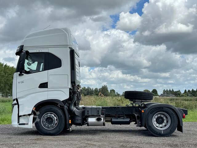 Standard-SZM Iveco S-WAY AS440S43T/P ON Tractor Head (6 units)