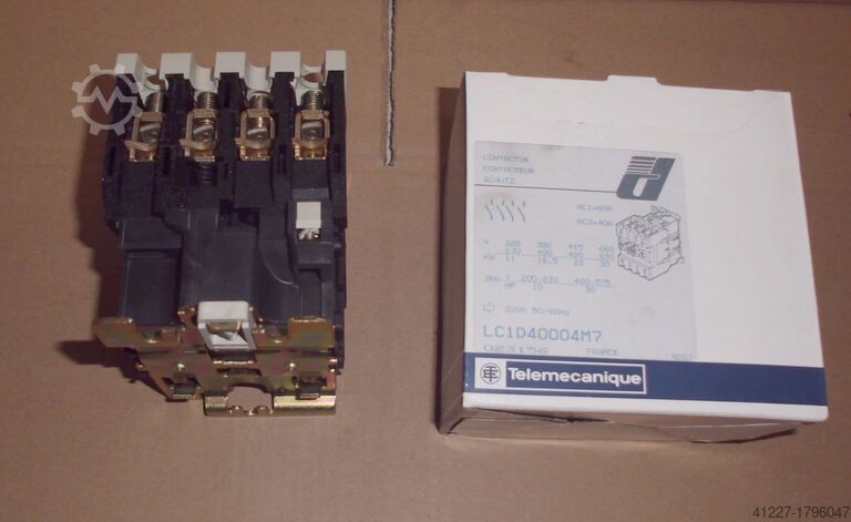 Schütze Telemecanique LC1D40004M7
