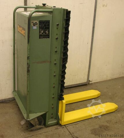 Height pallet trucks EWERT Butler 1200