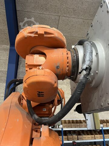 Industrial robot ABB IRB 7600 M2004 - IRB7600-500/2.55