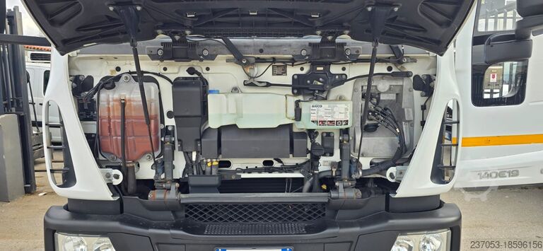 Garbage truck IVECO EUROCARGO 140