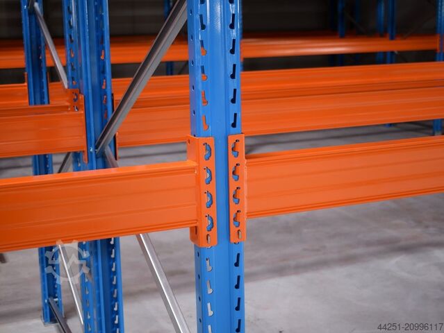 25 m palletstelling, 6 m hoog, 4 niveaus Stow Pal Rack