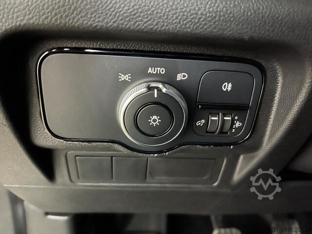 Kastenwagen Mercedes-Benz Citan 113 Kasten Sortimo Holzbode 6-Gang