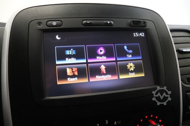 Delivery van Renault Trafic 1.6 dCi - Airco - Navi - Cruise - €6.950...