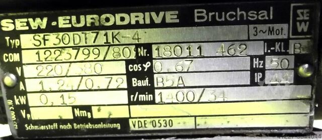 Gear motor 0.15 kW 34 rpm SEW-EURODRIVE SF30DT71K-4
