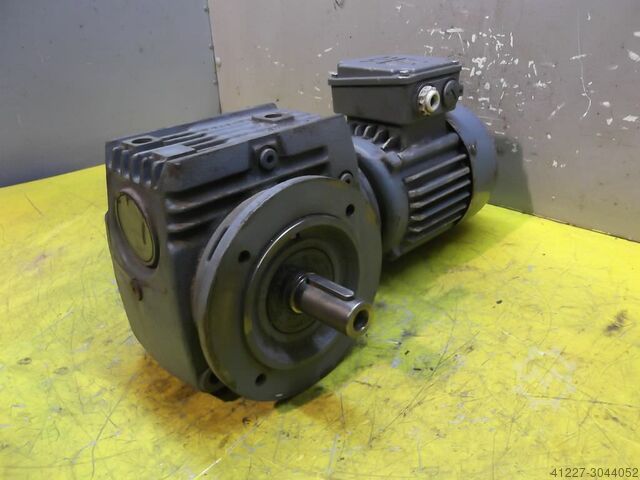 Gear motor 0.25 kW 54 rpm SEW-EURODRIVE S40D71C-4