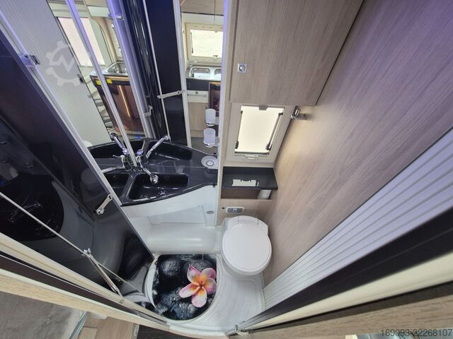 Teilintegriertes Wohnmobil CHAUSSON Flash C514 VIP *170PS*AHK*TV*Navi*RFK*Markise