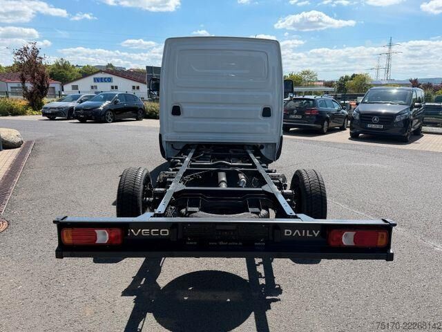 Fahrgestell mit Fahrerhaus Iveco Daily 35S16 HA8 *R3.450mm*Automatik*