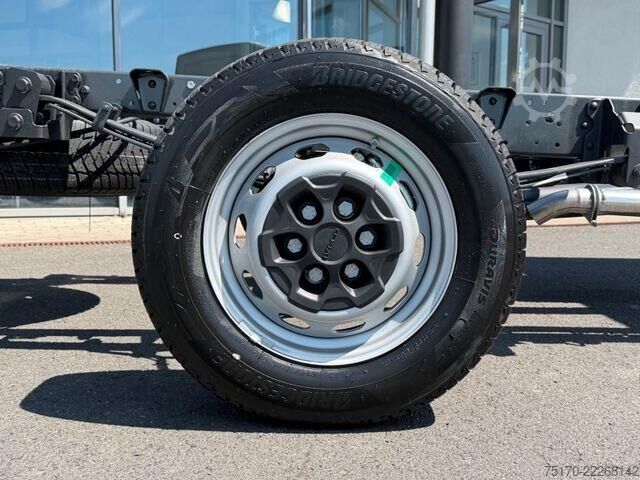 Chassis with cab Iveco Daily 35S16 HA8 *R3.450mm*Automatik*