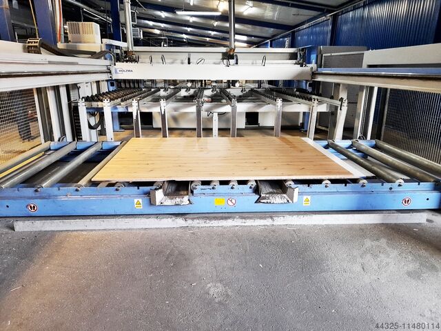 Plattensäge mit automatischer Beschickung HOLZMA HPL 510/43/22