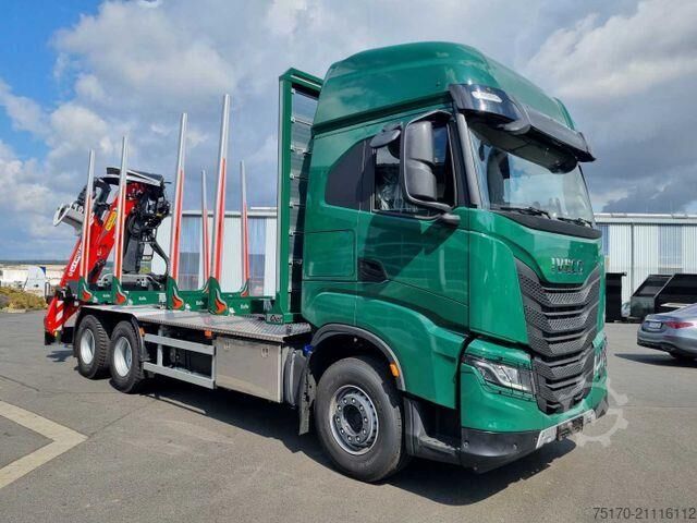 Holztransporter Iveco X-WAY AS300X57ZP ON+ 6x4 Palfinger Epsilon M12 Z