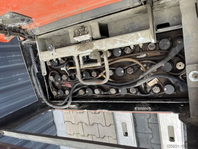 Electric Pallet Truck BT LPE200