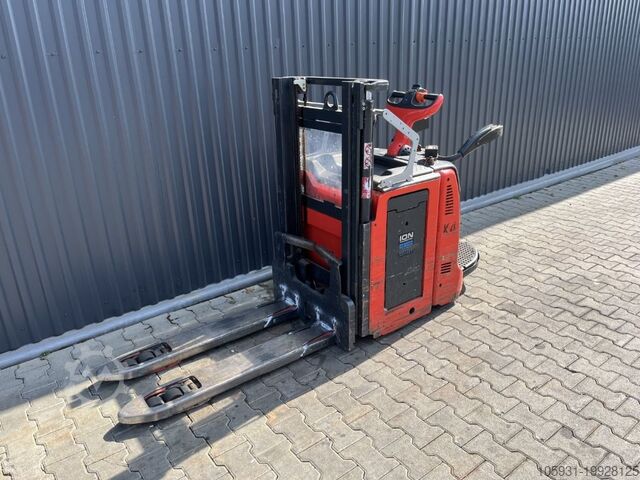 Stand-on stacker Linde D12HPAP