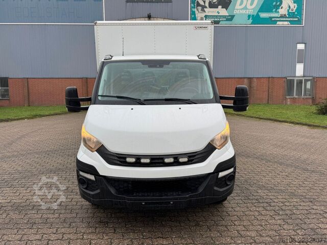 Transporter mit Koffer IVECO Daily 70C15 Koffer *Klima*Ahk*