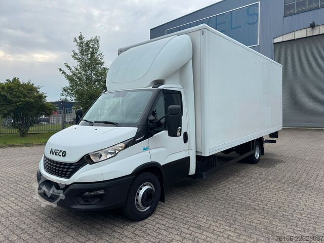 Box van IVECO Daily 72C18 Hi Matic Koffer mit Ladebordwand