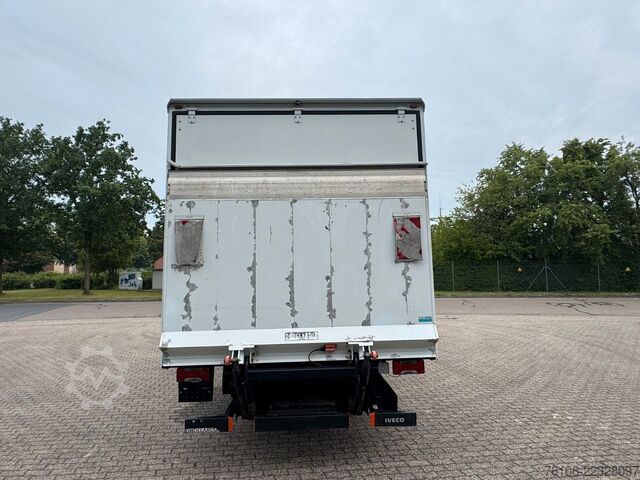 Box van IVECO Daily 72C18 Hi Matic Koffer mit Ladebordwand