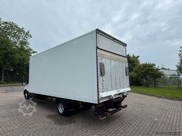 Box van IVECO Daily 72C18 Hi Matic Koffer mit Ladebordwand