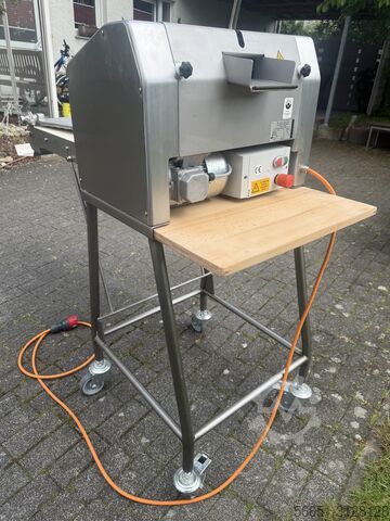Hood dishwasher with pass-through ERKA WMB 30 Hörnchenwickelmaschine