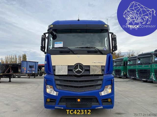 Gefährliche Stoffe Mercedes-Benz Actros 1845
