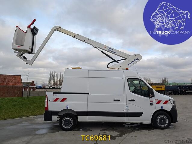 Hebebühne Renault Master Master 130.35 nacelle tronque