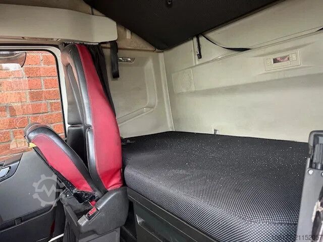 Standard-SZM Volvo FH 460 Globetrotter