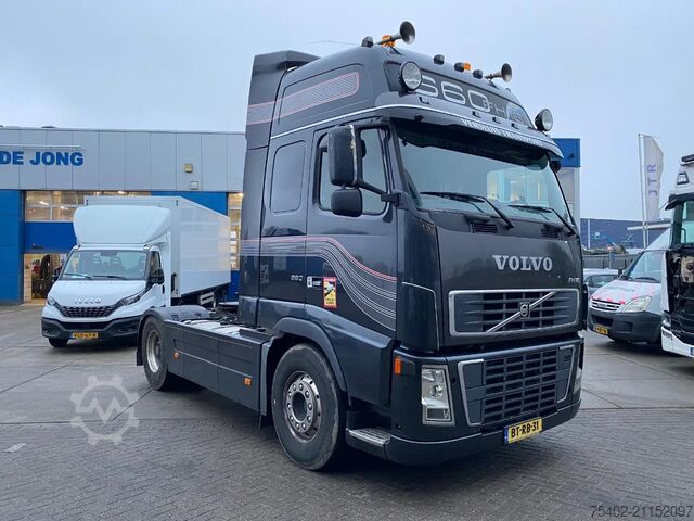Standard-SZM Volvo FH 16.600 Globetrotter XL / 2x Tank / Stand Air...