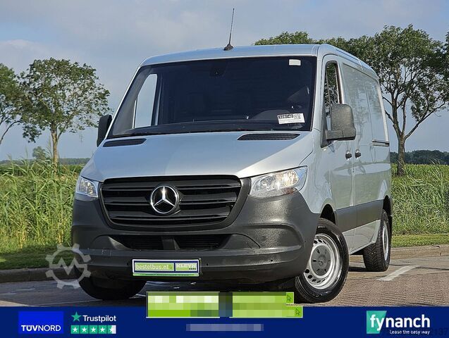 High-roof van MERCEDES-BENZ SPRINTER 311 L1H1 2xZijdeur Mbiux