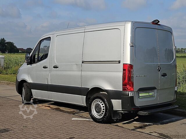 High-roof van MERCEDES-BENZ SPRINTER 311 L1H1 2xZijdeur Mbiux