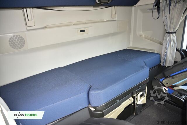 Standard tractor unit VOLVO FH 500 XL Retarder i-ParkCool ACC
