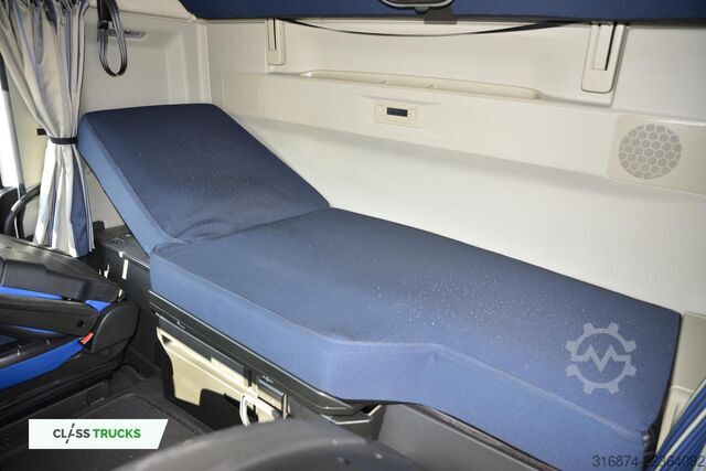 Standard tractor unit VOLVO FH 500 XL Retarder i-ParkCool ACC