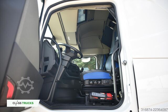 Standard tractor unit VOLVO FH 500 XL Retarder i-ParkCool ACC
