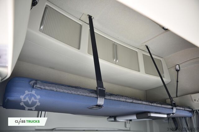 Standard tractor unit VOLVO FH 500 XL Retarder i-ParkCool ACC