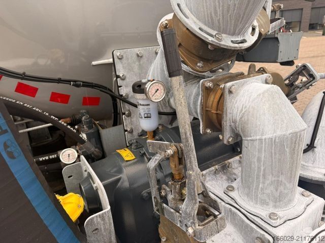 Tankauflieger D-TEC Gülletanker SV 2006 BASIC Lenkachse