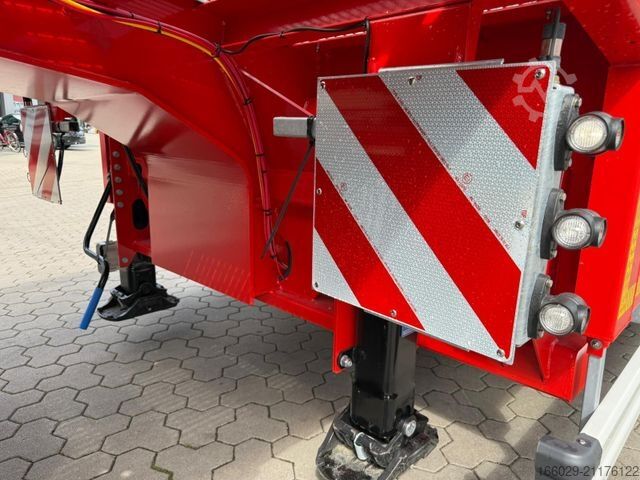 Tieflader-Sattelauflieger KÄSSBOHRER Tieflader mit hydr. Schwanenhals