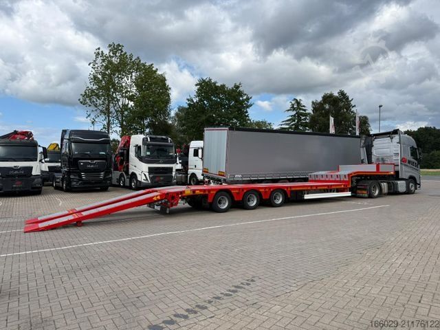 Tieflader-Sattelauflieger KÄSSBOHRER Tieflader mit hydr. Schwanenhals